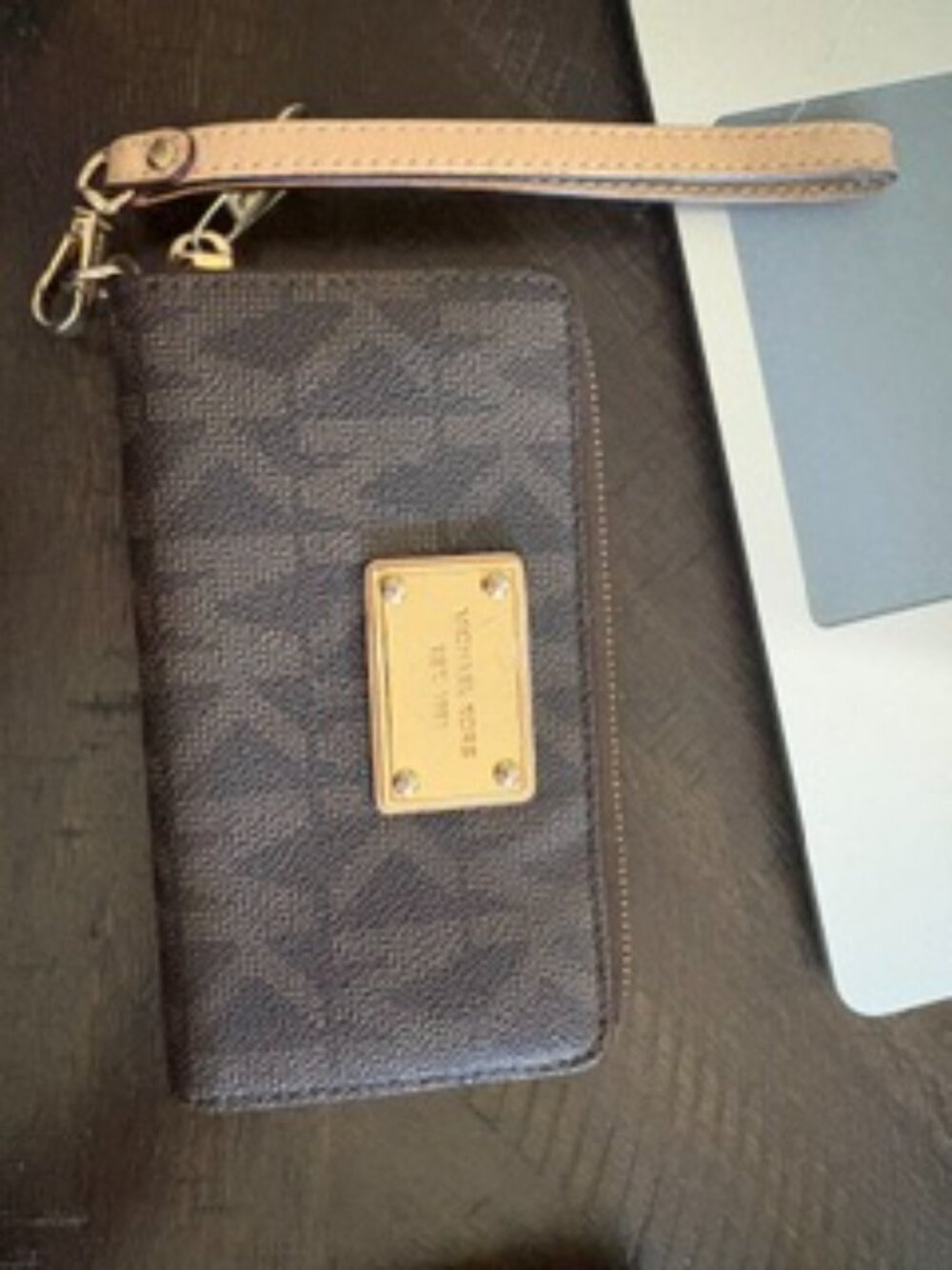 Michael Kors Wristlet